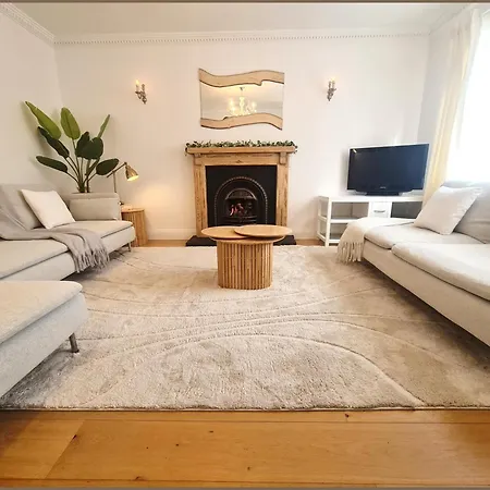 Double & Single Options In Quiet, Relaxing In Frankfield * Cork
